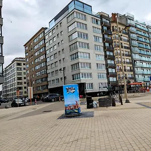  Appartement Cosy In At The Seaside België