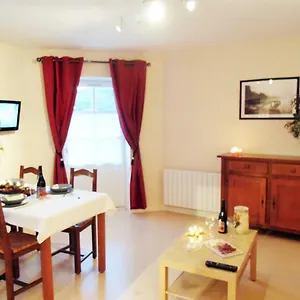 Les Gites De La Fontaine Appartement